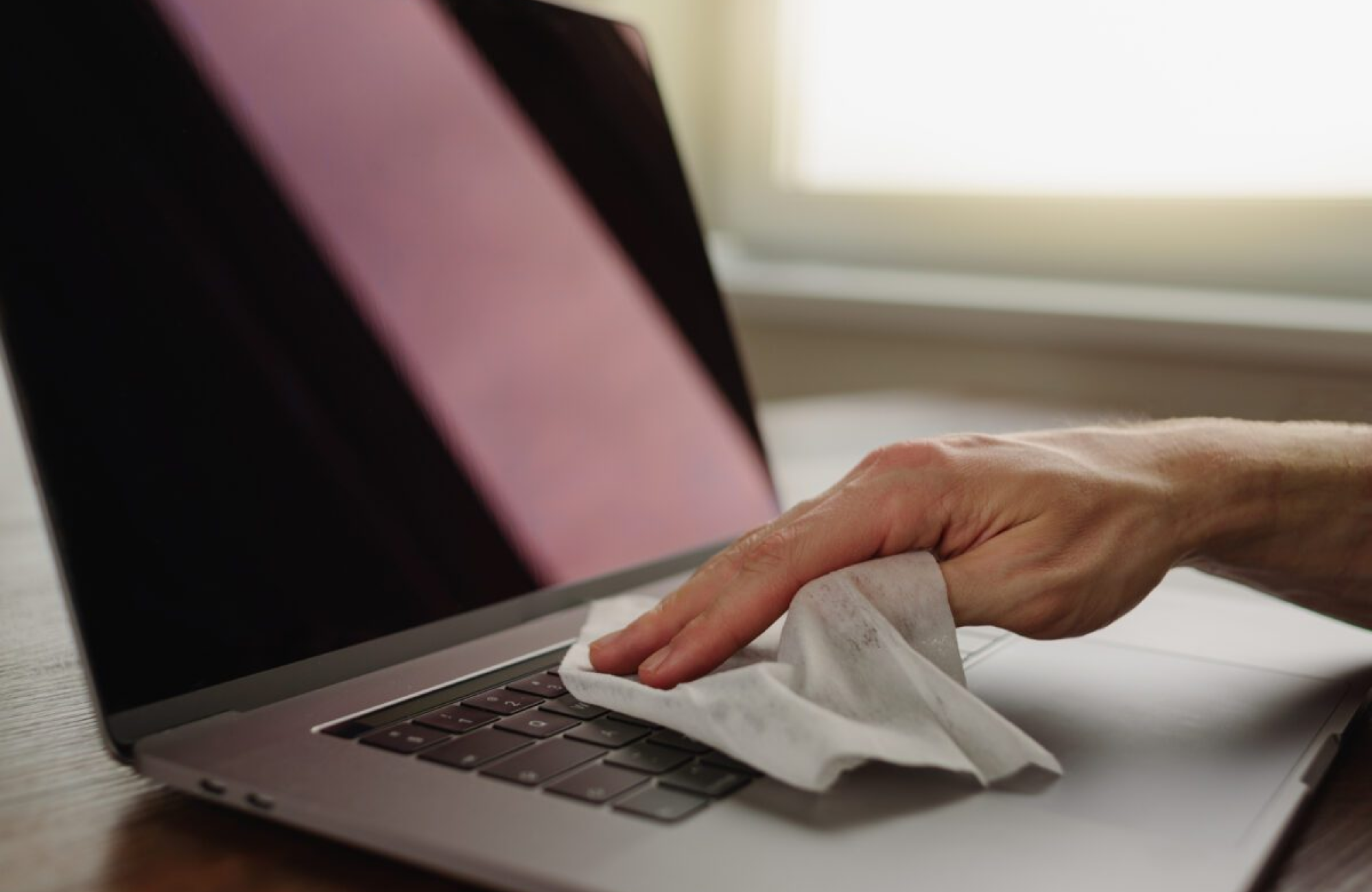 The Must-Have Winter and Travel Companion: On-the-Go Disinfecting Wipes