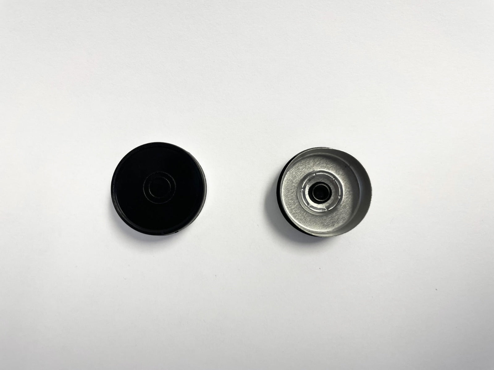 20mm Flip Top Aluminum Seal - Black (Qty. 100)