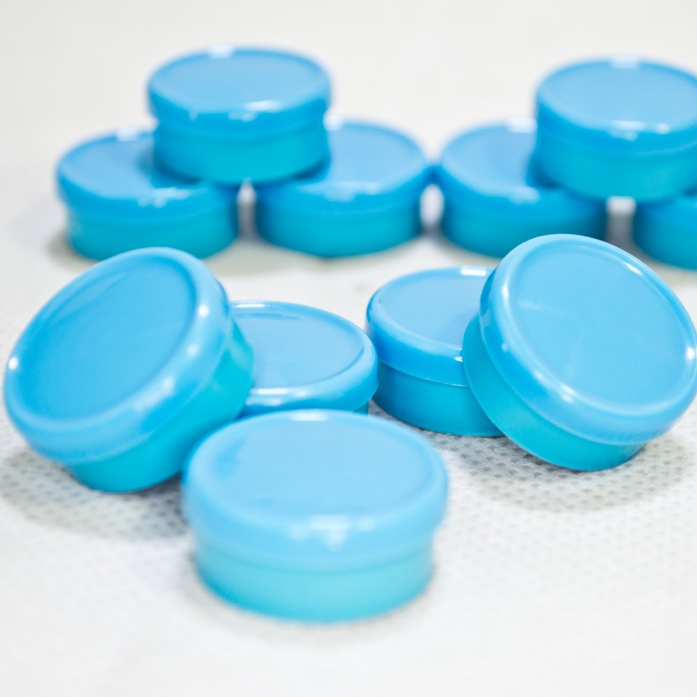 20mm Dual Tone Flip Top Seal (Light Blue/Light Blue)