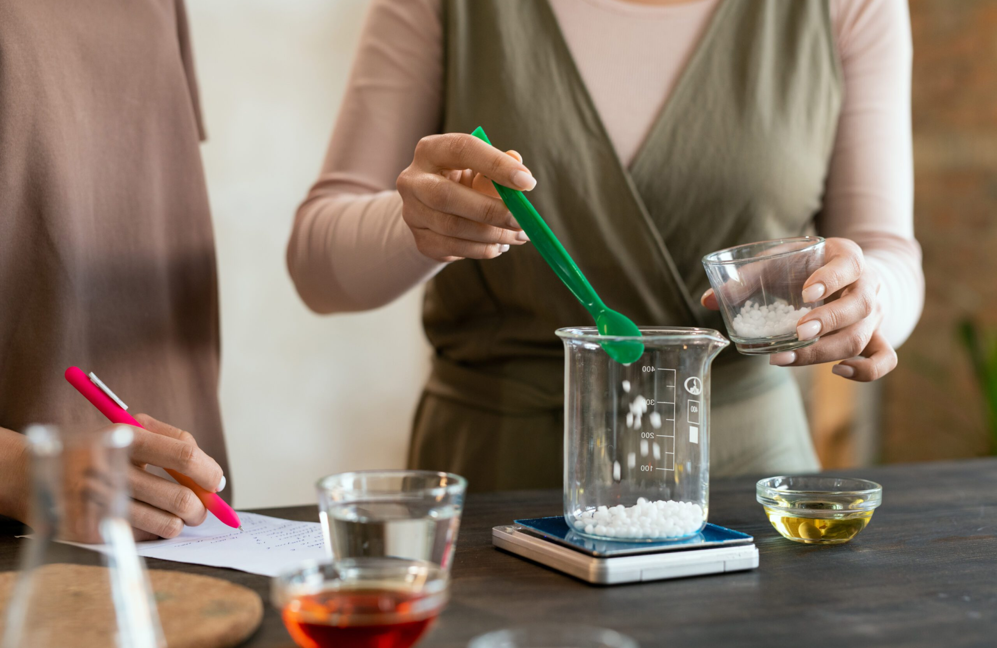 Elevating Your Lab Experience with Med Lab Supply’s Beakers