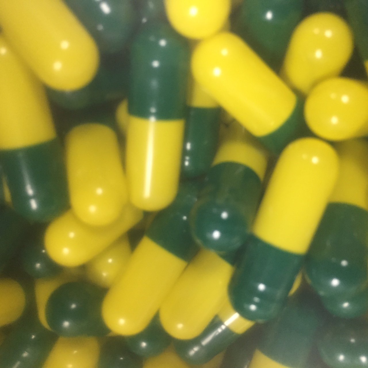 Green/Yellow Gelatin Capsules, Size 0 Qty. 2500