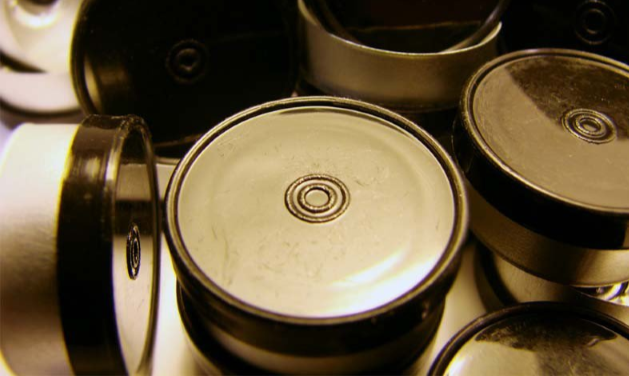 20mm Flip Top Aluminum Seal - Black