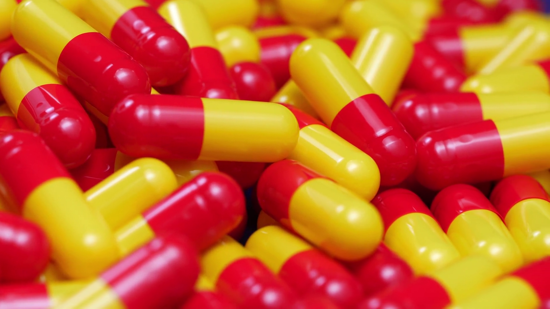 Yellow and Red Empty Gelatin Capsules, Size 00